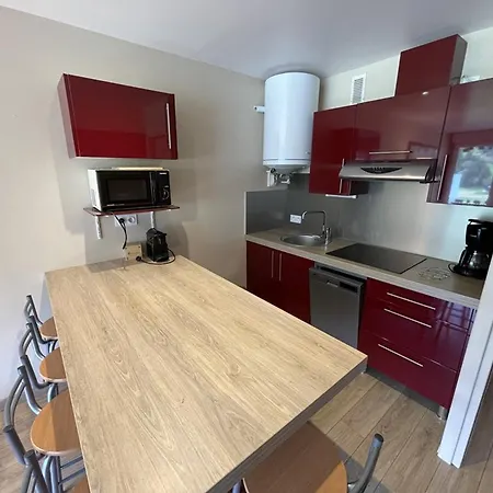 Avec Balcon, Cuisine Equipee Et Wi-fi Au Lioran - Fr-1-787-70 Laveissière