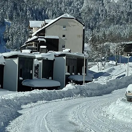 Avec Balcon, Cuisine Equipee Et Wi-fi Au Lioran - Fr-1-787-70 * Laveissière